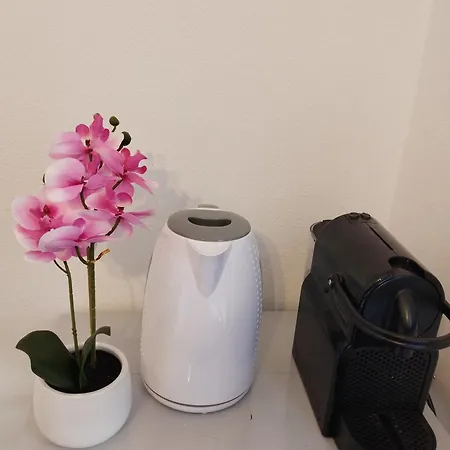 Aurora House. Appartement Abbadia Lariana